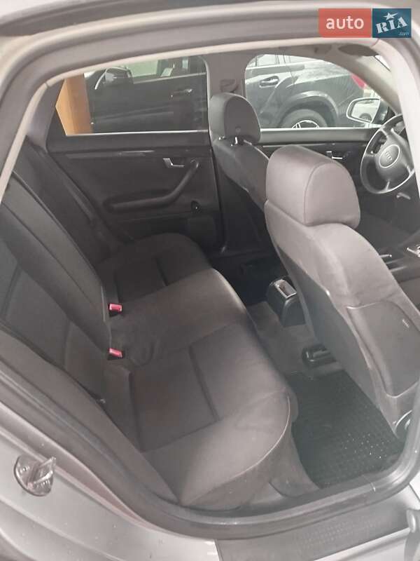 Седан Audi A4 2001 в Тернополі