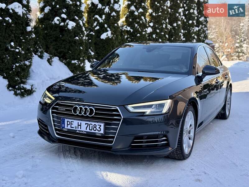 Седан Audi A4 2016 в Рівному