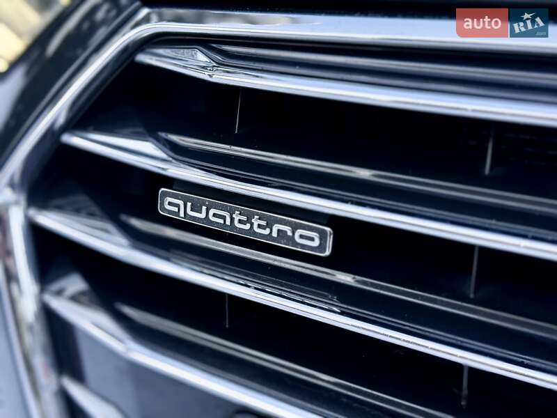 Седан Audi A4 2016 в Рівному