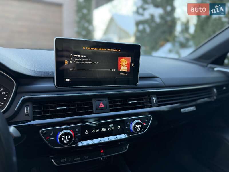 Седан Audi A4 2016 в Рівному