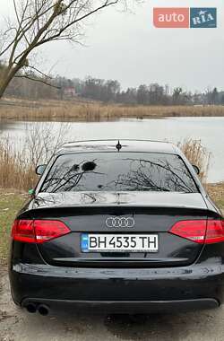 Седан Audi A4 2011 в Киеве