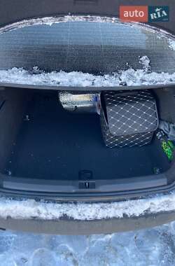 Седан Audi A4 2011 в Киеве
