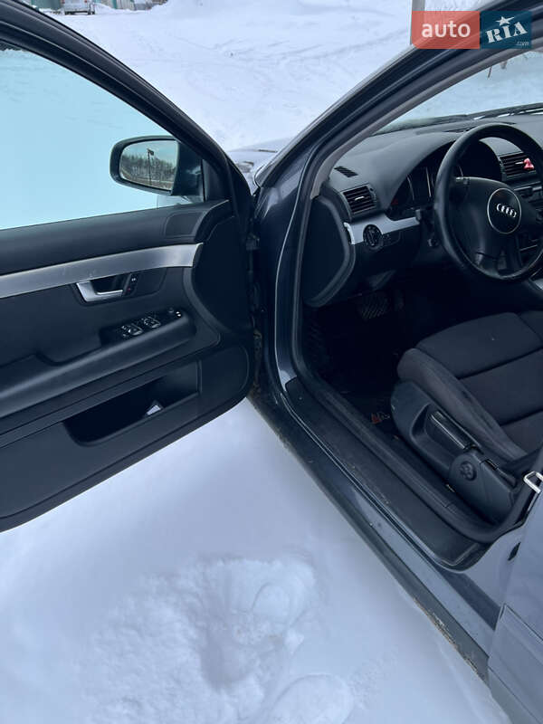 Універсал Audi A4 2002 в Варві