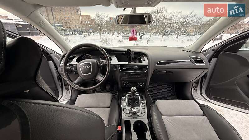 Универсал Audi A4 2009 в Вараше