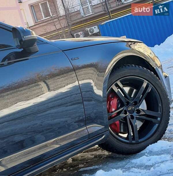 Седан Audi A4 2016 в Львові