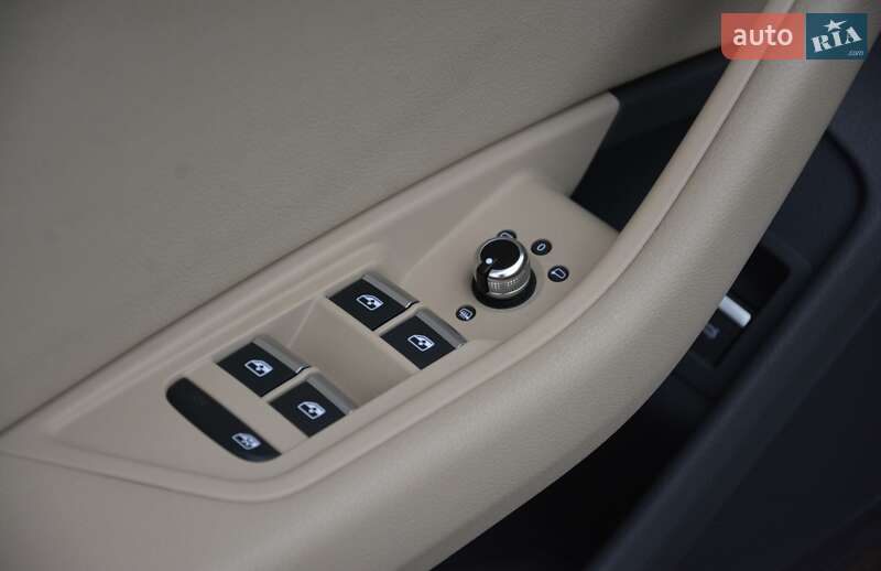 Седан Audi A4 2018 в Києві