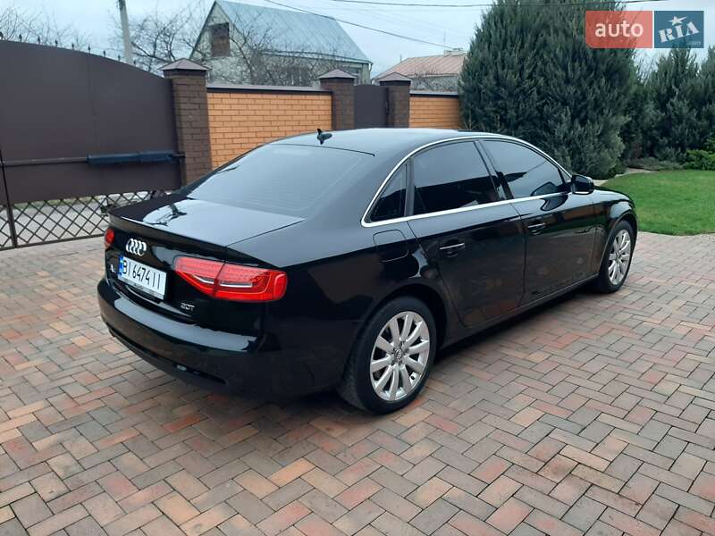 Седан Audi A4 2013 в Полтаві