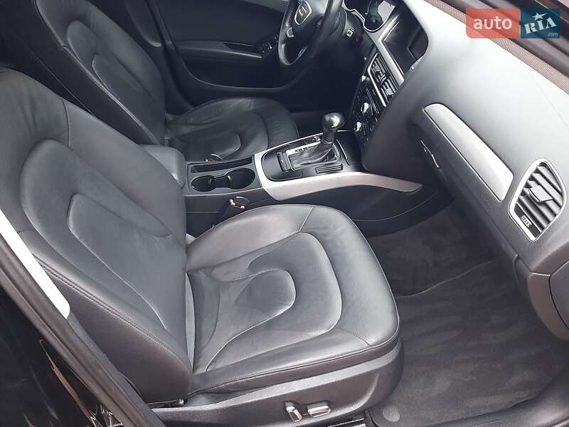 Седан Audi A4 2013 в Полтаві