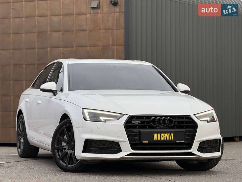 Седан Audi A4 2019 в Киеве