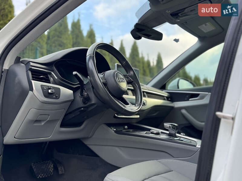 Седан Audi A4 2018 в Одессе