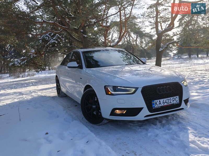 Седан Audi A4 2014 в Дніпрі