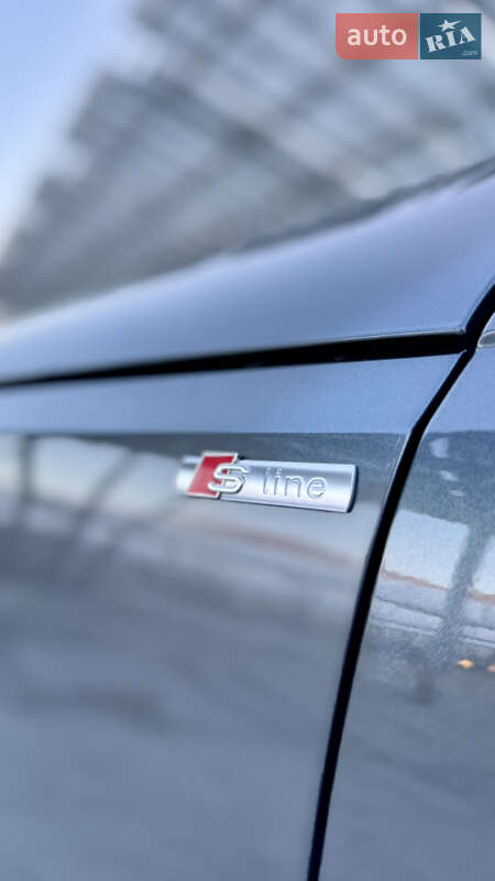 Седан Audi A4 2020 в Львове