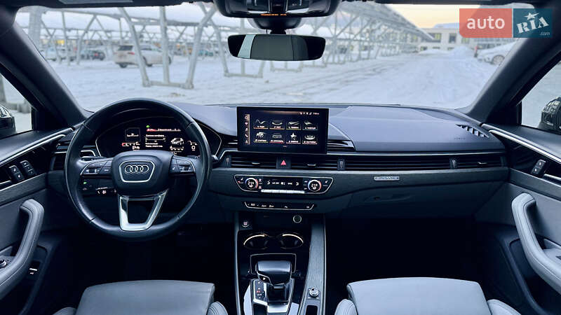 Седан Audi A4 2020 в Львове