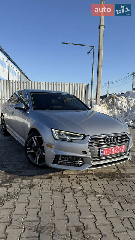 Седан Audi A4 2018 в Львові