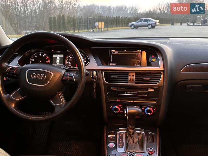 Седан Audi A4 2013 в Тернополе