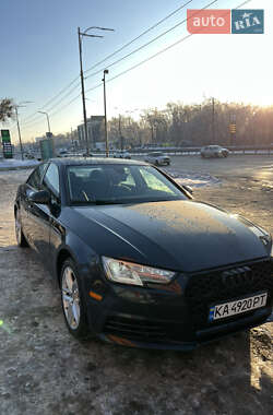 Седан Audi A4 2016 в Киеве