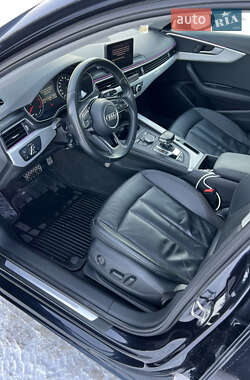 Седан Audi A4 2016 в Киеве