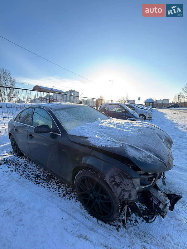 Седан Audi A4 2014 в Киеве