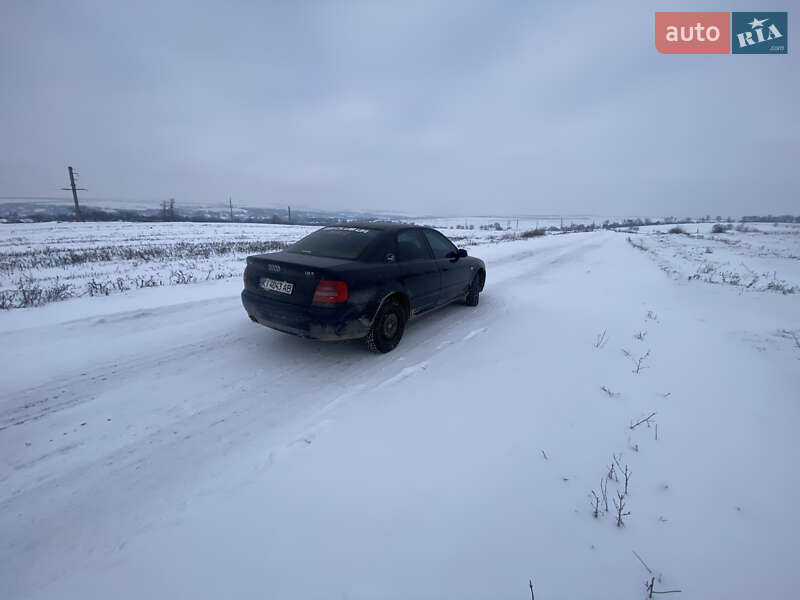 Седан Audi A4 1999 в Крыжополе