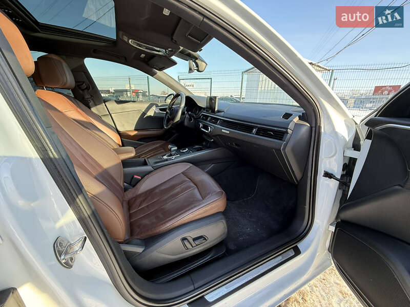Седан Audi A4 2016 в Киеве