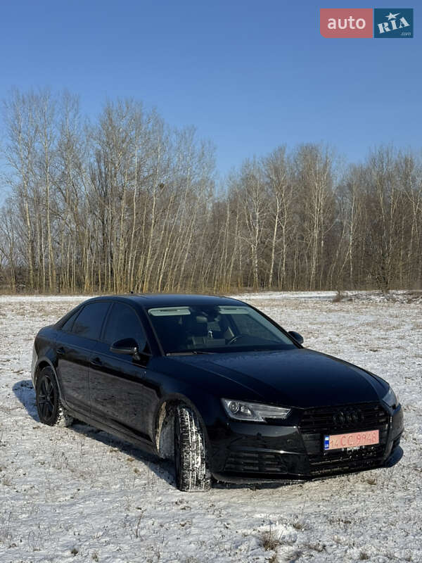 Седан Audi A4 2017 в Полтаві