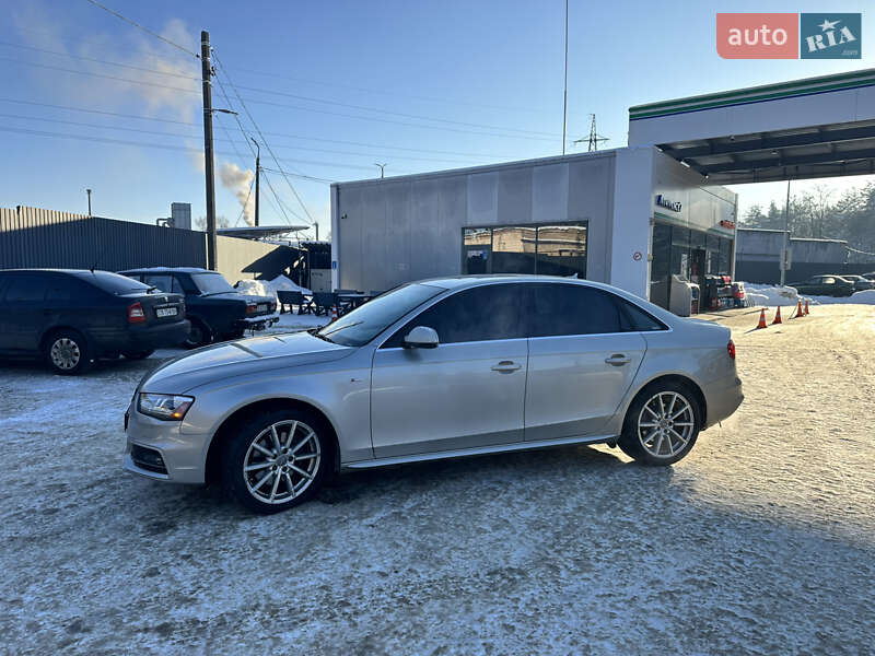 Седан Audi A4 2014 в Чернігові