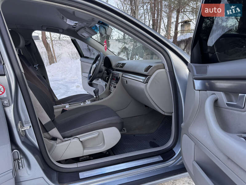 Седан Audi A4 2005 в Дрогобыче