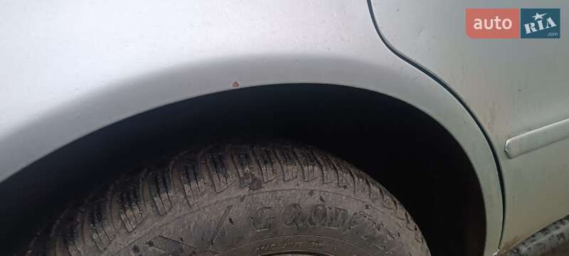 Универсал Audi A4 1998 в Судовой Вишне