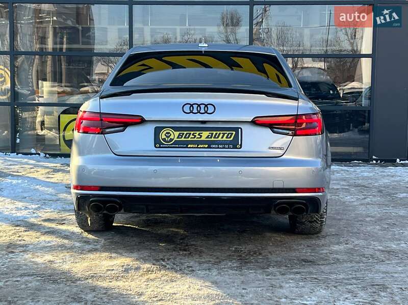 Седан Audi A4 2017 в Ивано-Франковске