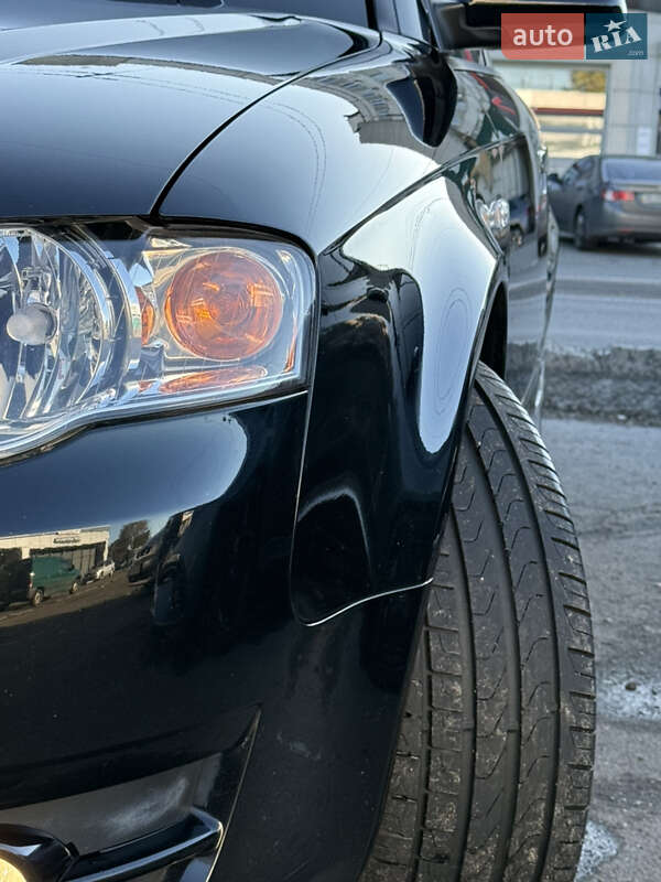 Седан Audi A4 2005 в Днепре