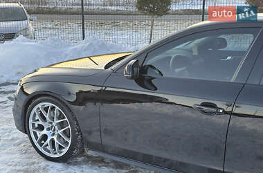 Седан Audi A4 2013 в Львове