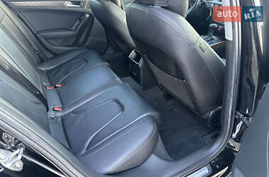 Седан Audi A4 2013 в Львове