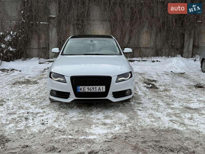 Седан Audi A4 2011 в Запорожье