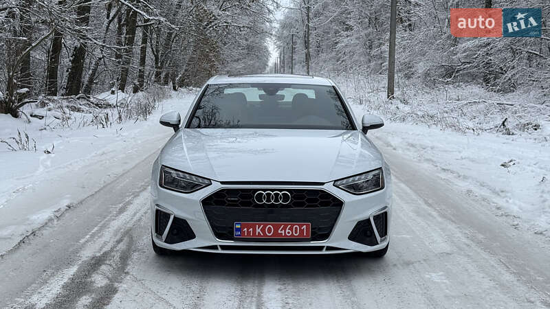 Седан Audi A4 2024 в Киеве