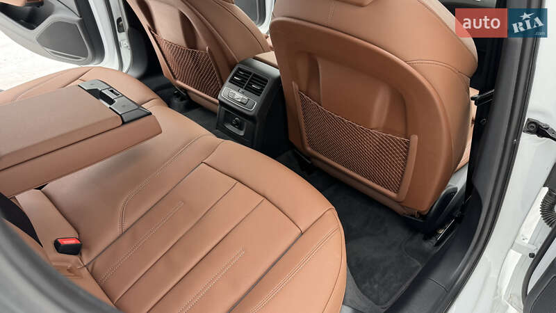 Седан Audi A4 2024 в Киеве