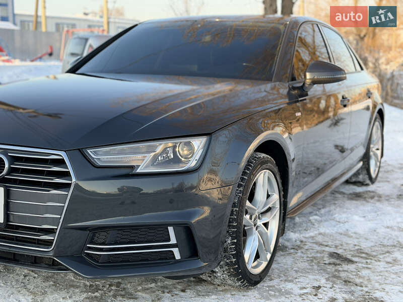 Седан Audi A4 2016 в Киеве
