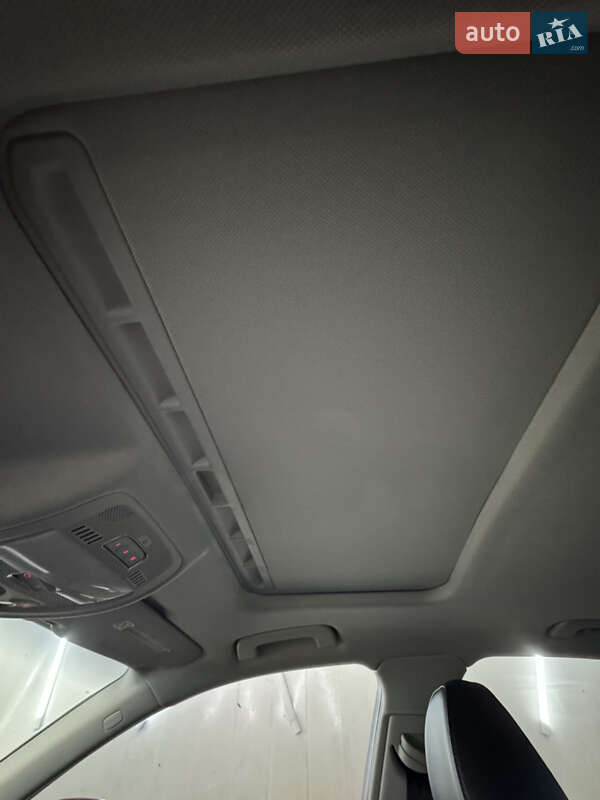 Седан Audi A4 2015 в Києві фото 36 Седан Audi A4 2015 в Києві