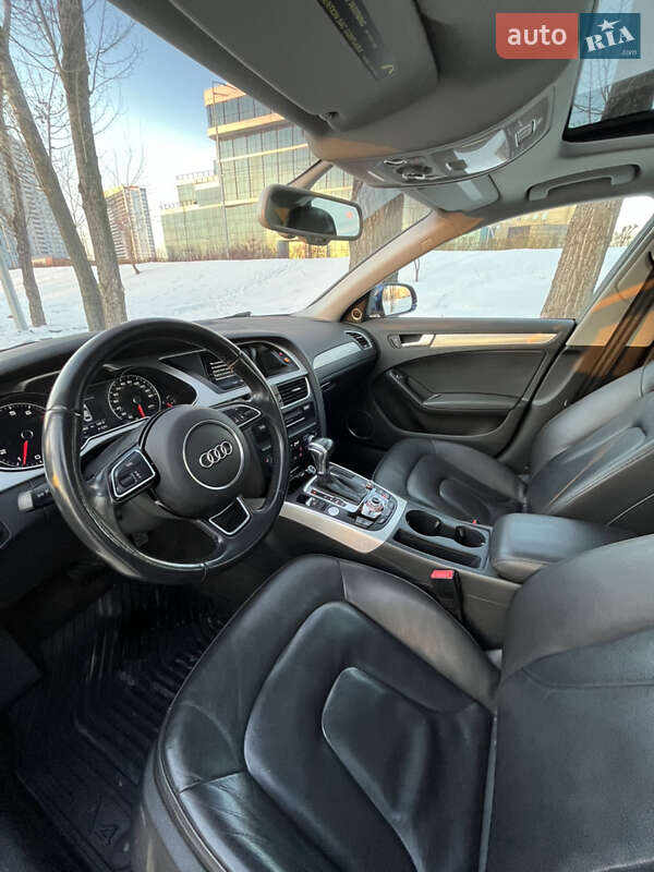 Седан Audi A4 2015 в Києві