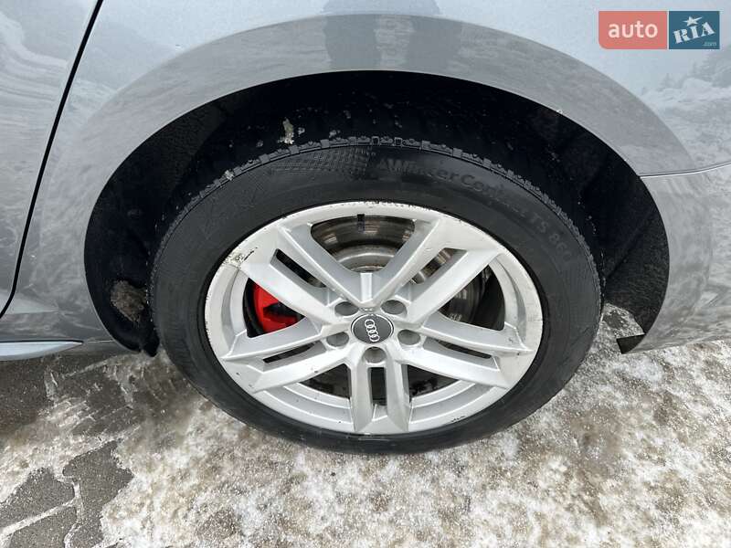 Седан Audi A4 2016 в Тернополі