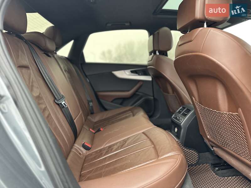 Седан Audi A4 2016 в Тернополі