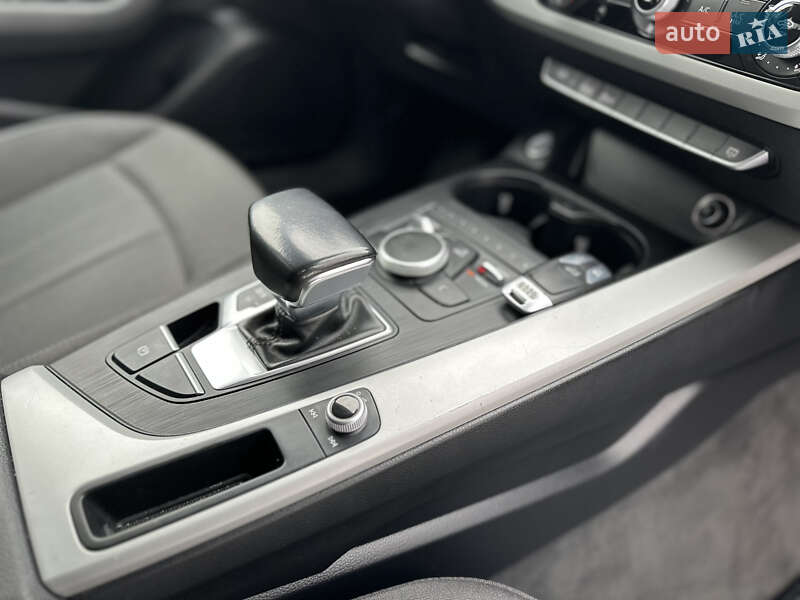 Універсал Audi A4 2016 в Дрогобичі