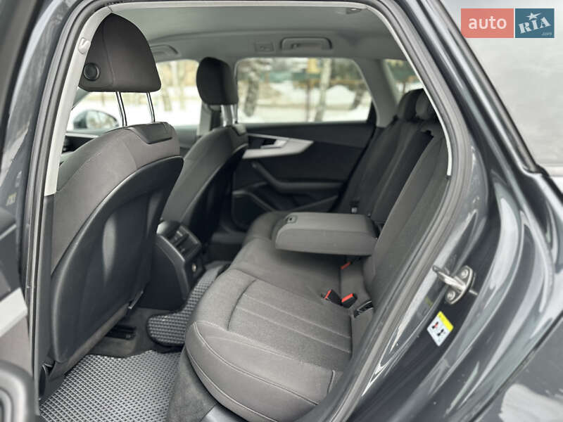 Універсал Audi A4 2016 в Дрогобичі