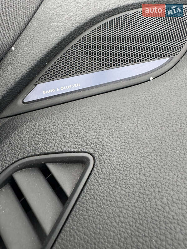 Седан Audi A4 2016 в Киеве фото 10 Седан Audi A4 2016 в Киеве