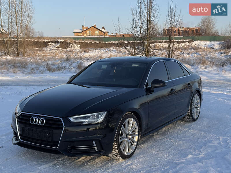 Седан Audi A4 2019 в Киеве