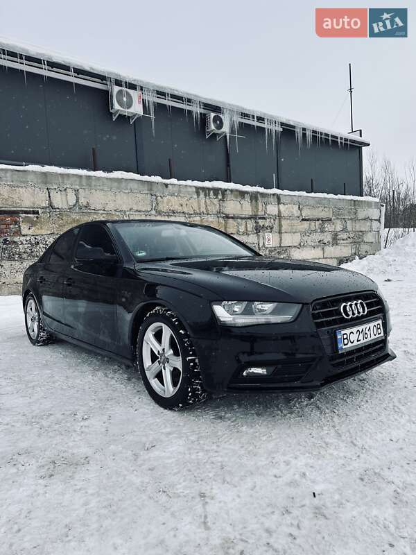 Седан Audi A4 2013 в Тернополі