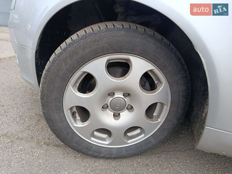 2007 Audi A4, VIN WAUZZZ8E68A028048:plate — фото 1 (autoria)
