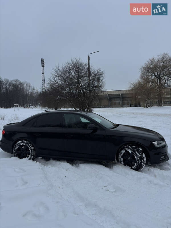 Седан Audi A4 2013 в Івано-Франківську фото 5 Седан Audi A4 2013 в Івано-Франківську