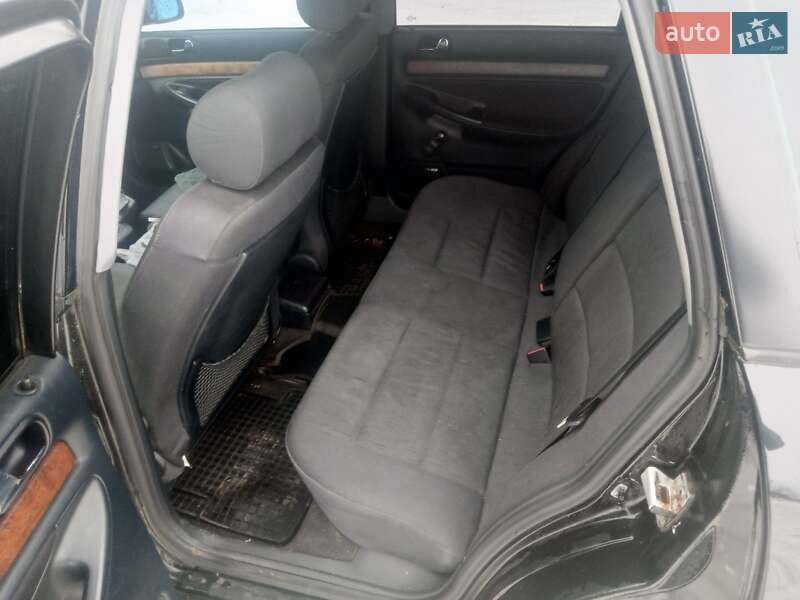 Универсал Audi A4 1998 в Дубно