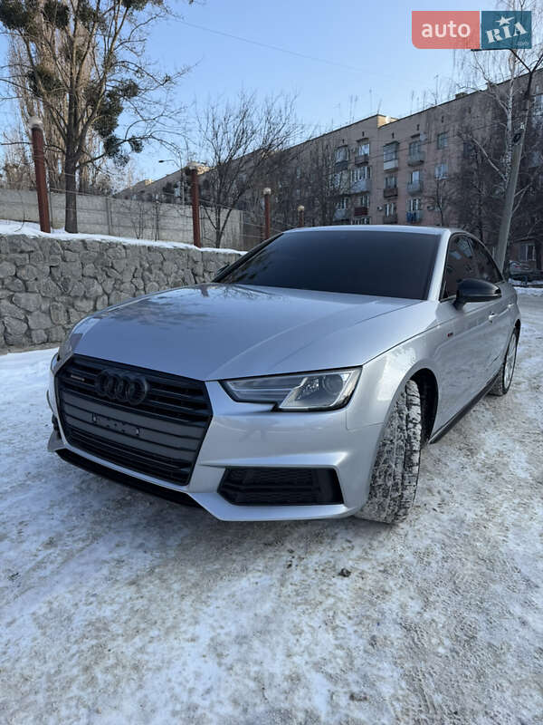 Audi A4 2017 Audi A4 2017