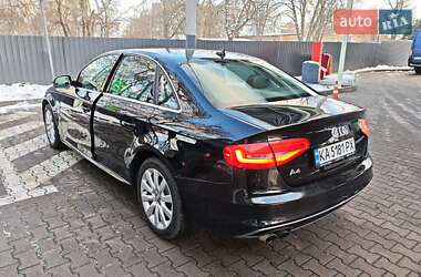 Седан Audi A4 2014 в Киеве